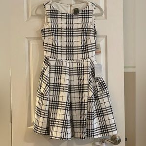 TAYLOR - NWT Checkered Dress with Pockets